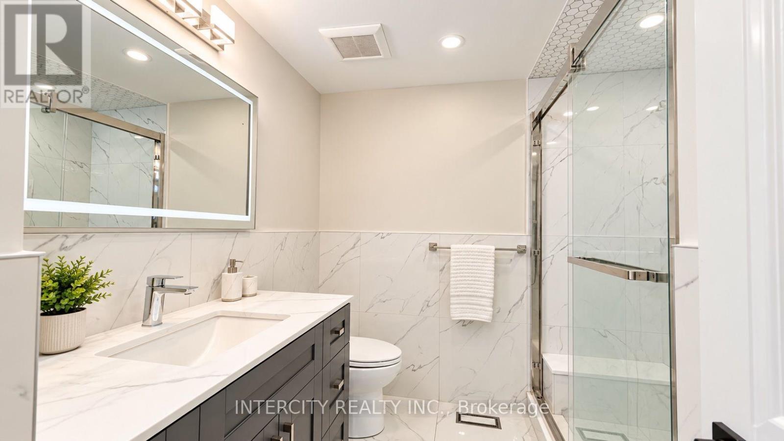 159 Moffatt Avenue Property Photo 25