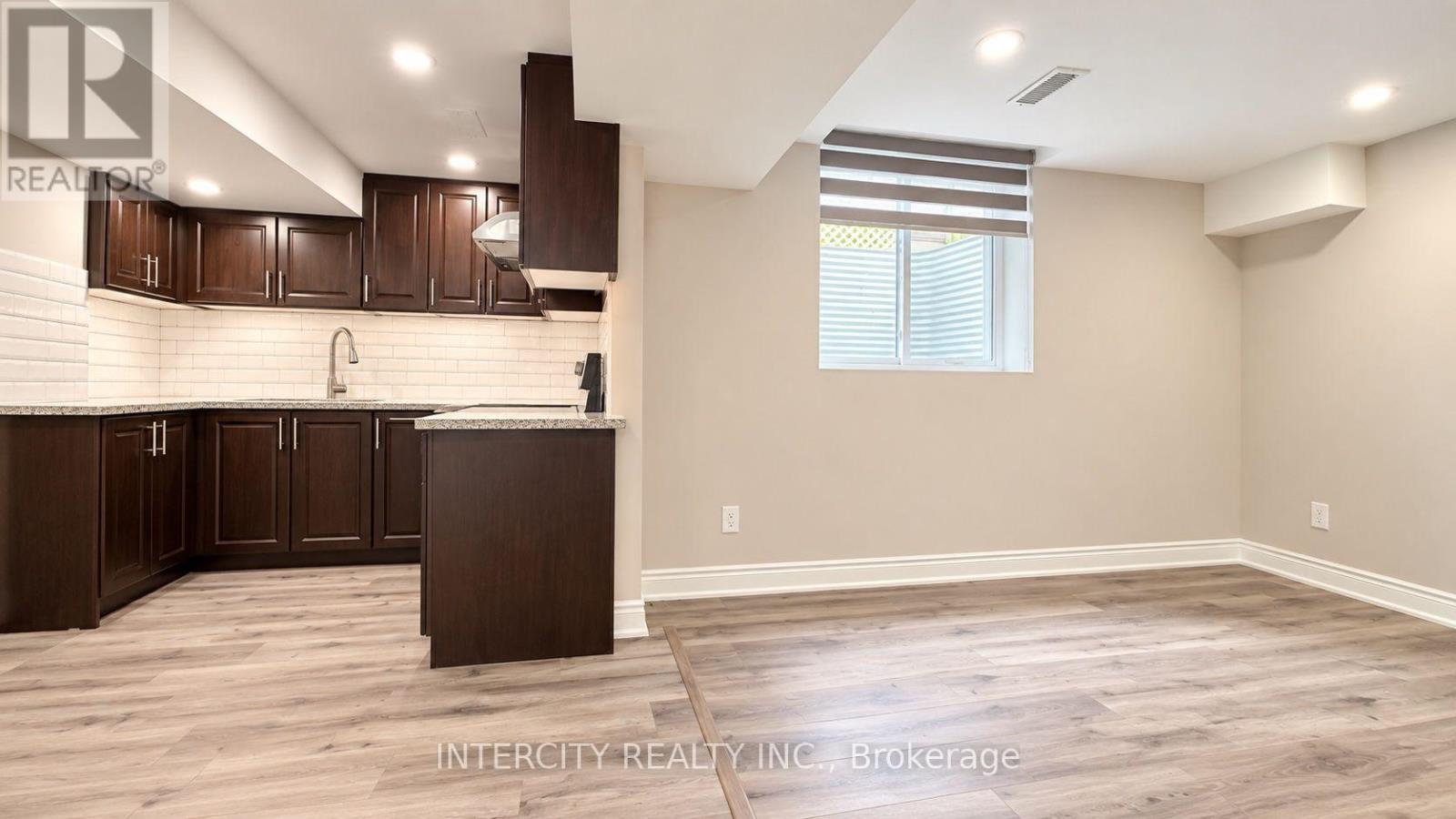 159 Moffatt Avenue Property Photo 34