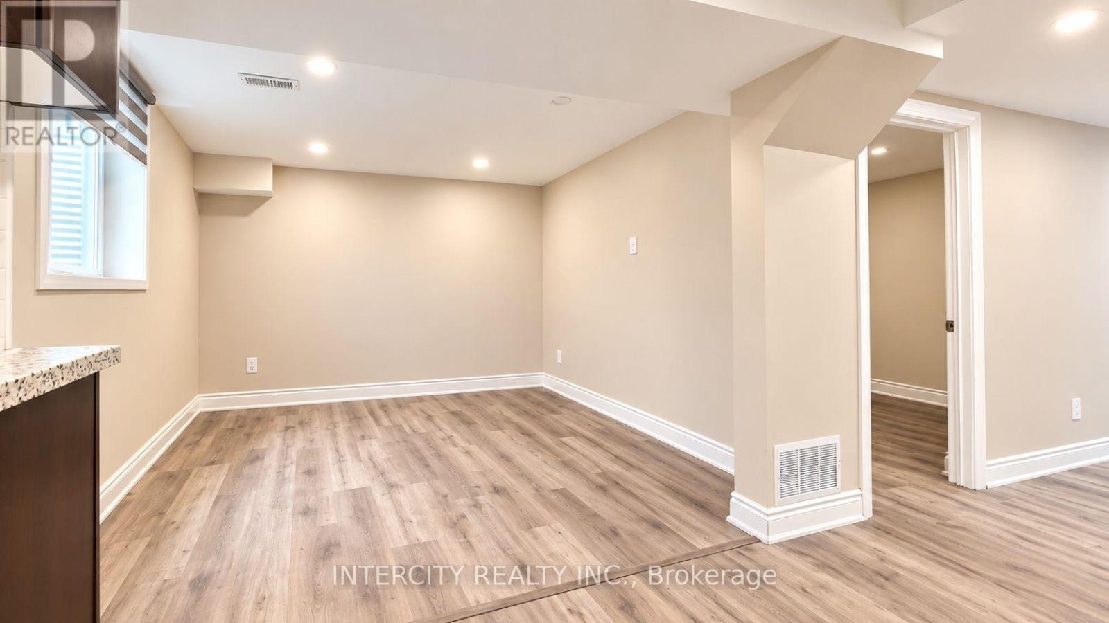 159 Moffatt Avenue Property Photo 35
