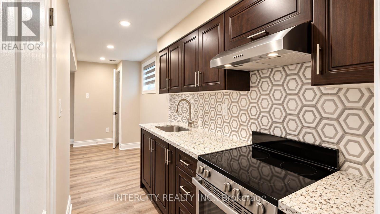 159 Moffatt Avenue Property Photo 39