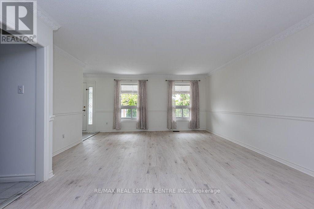 45 Autumn Boulevard Property Photo 10