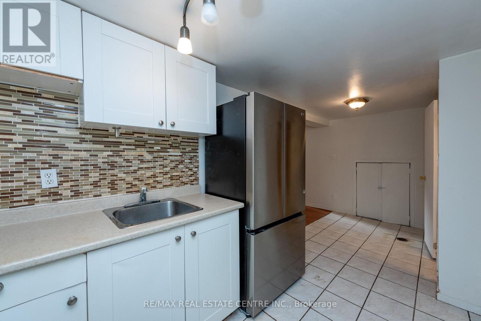 45 Autumn Boulevard Property Photo 32