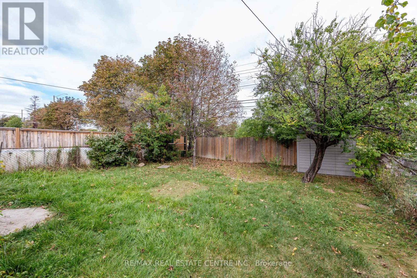 45 Autumn Boulevard Property Photo 38