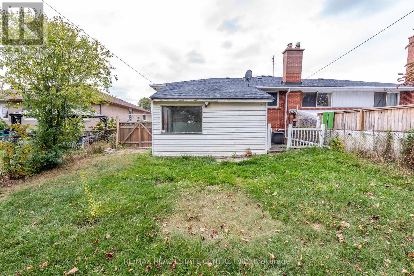 45 Autumn Boulevard Property Photo 40