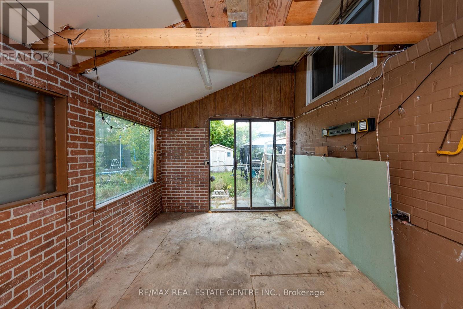45 Autumn Boulevard Property Photo 44