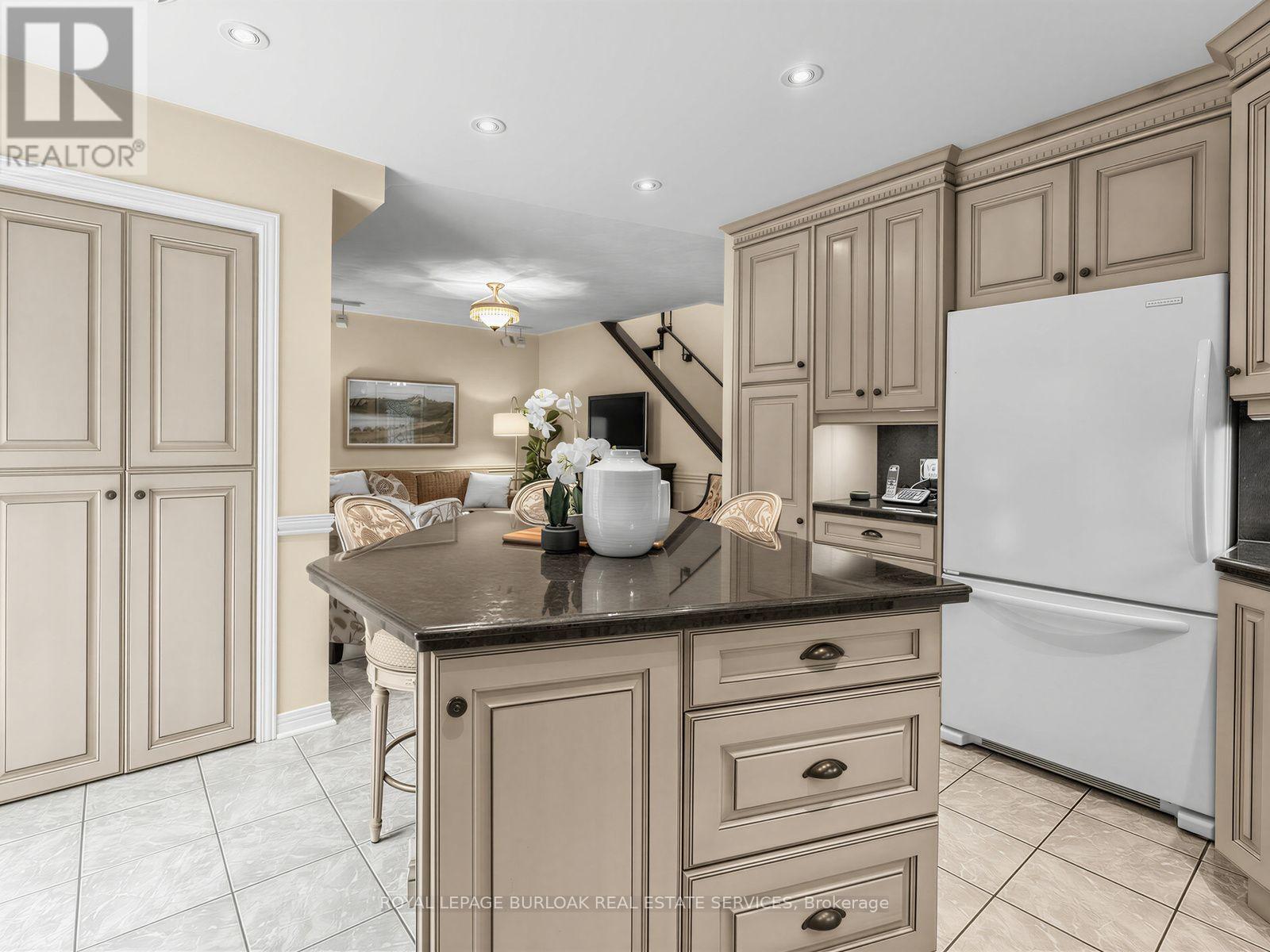1259 Nathaniel Crescent Property Photo 14
