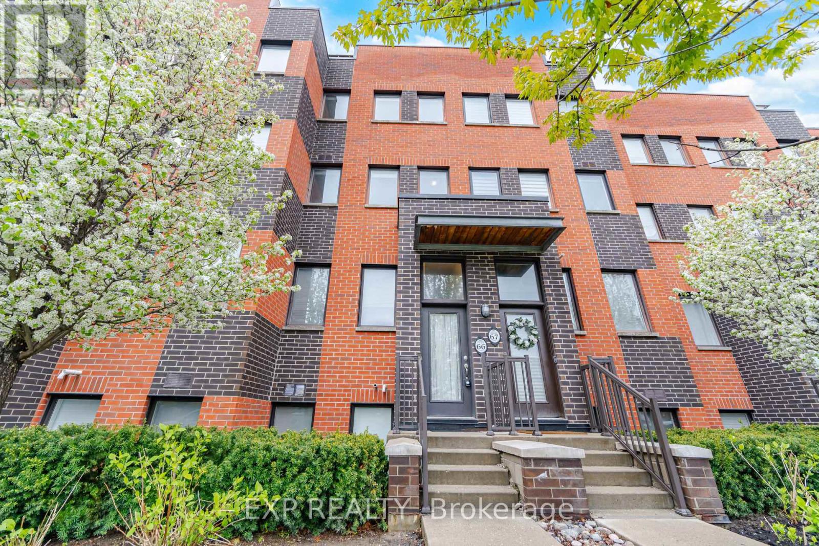 66 - 60 Winston Park Boulevard Property Photo 2