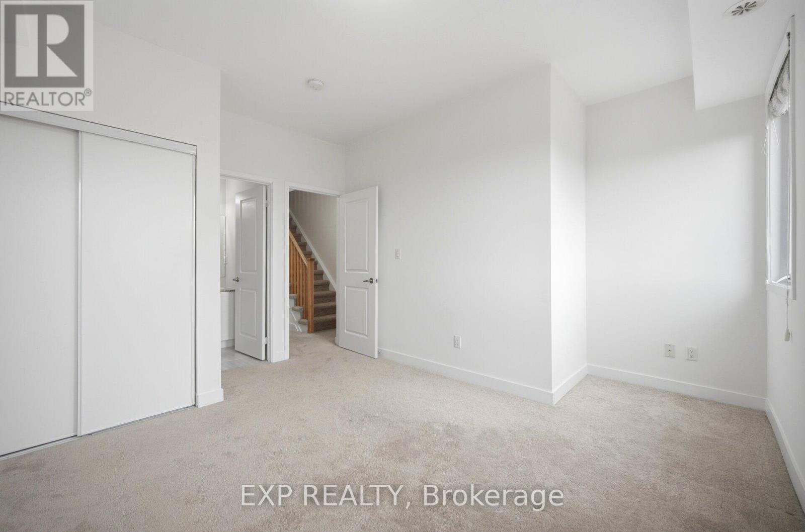 66 - 60 Winston Park Boulevard Property Photo 22
