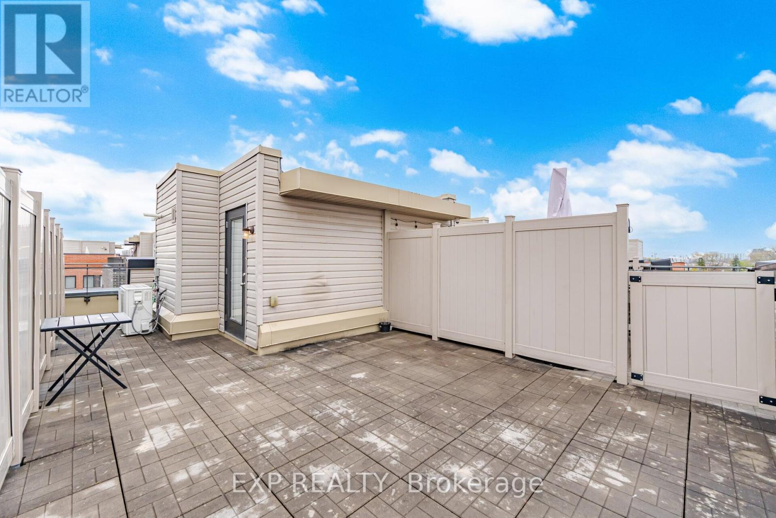 66 - 60 Winston Park Boulevard Property Photo 34