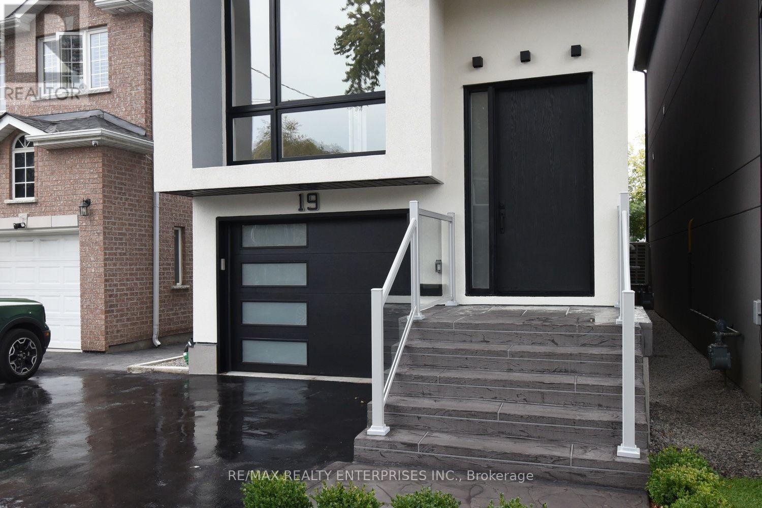 19 Simpson Avenue Property Photo 3