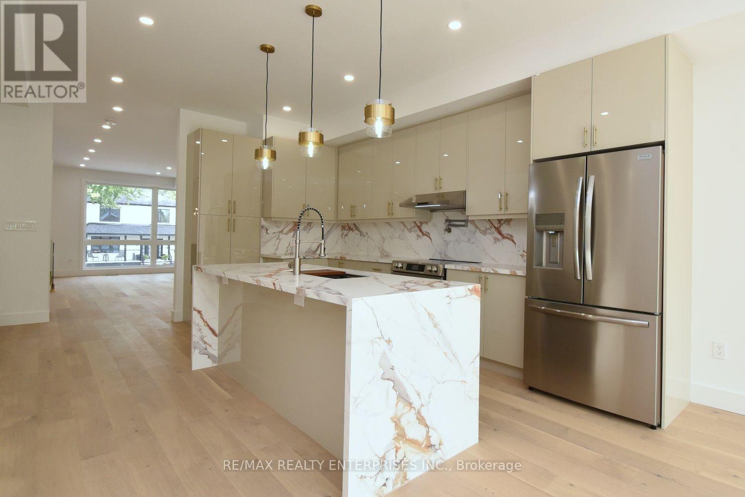 19 Simpson Avenue Property Photo 9