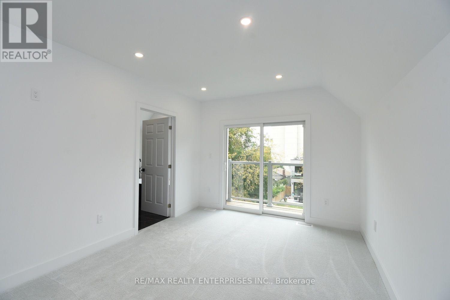 19 Simpson Avenue Property Photo 19