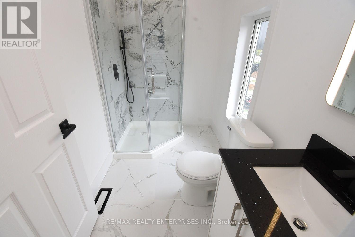 19 Simpson Avenue Property Photo 28