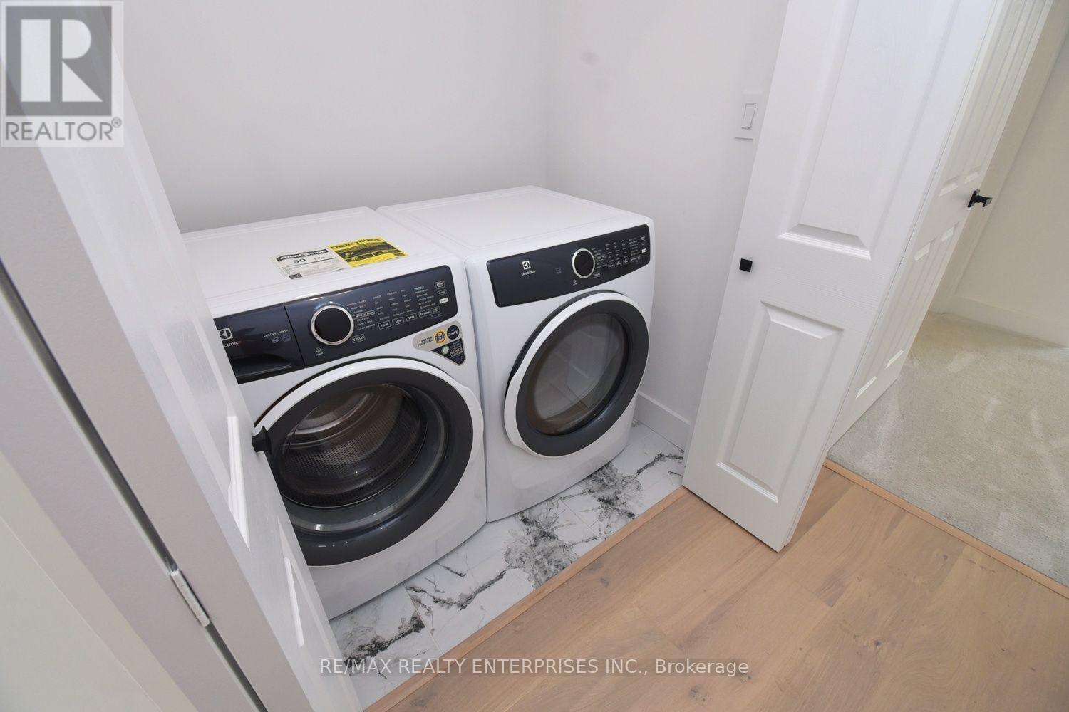 19 Simpson Avenue Property Photo 31