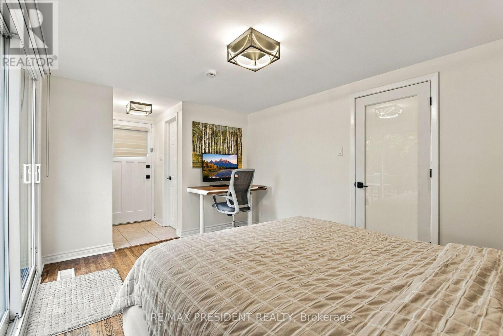 31 Core Crescent Property Photo 7