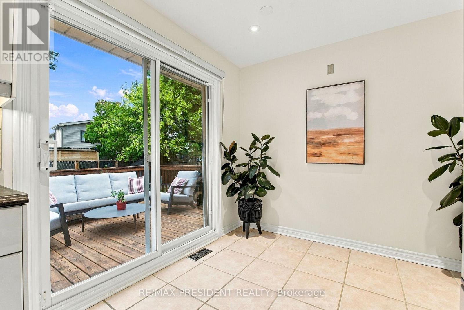 31 Core Crescent Property Photo 18