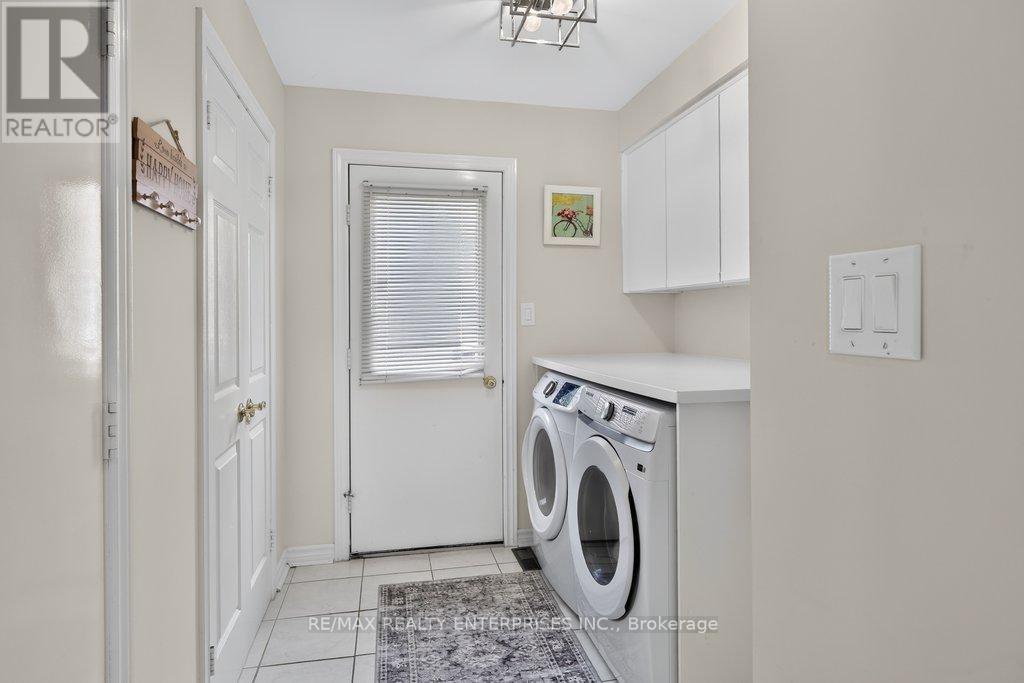 1634 Tipperary Court Property Photo 18