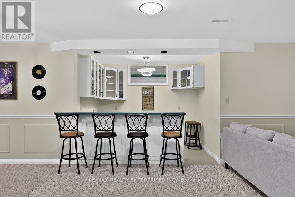 1634 Tipperary Court Property Photo 34