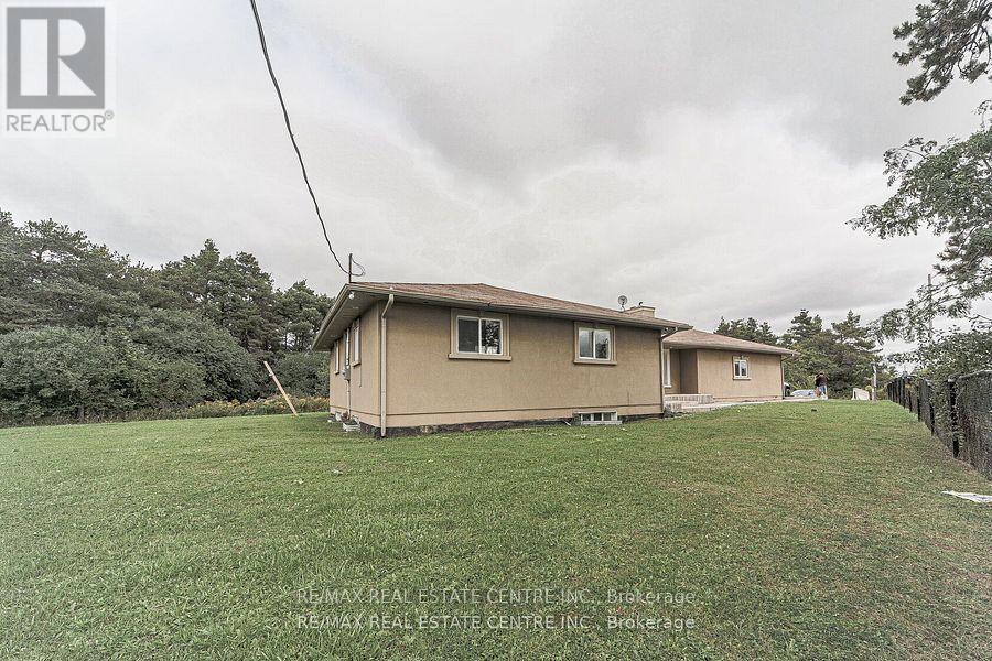 3024 Countryside Drive Property Photo 9