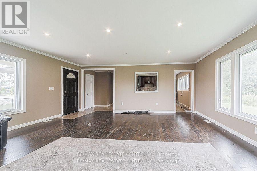 3024 Countryside Drive Property Photo 14