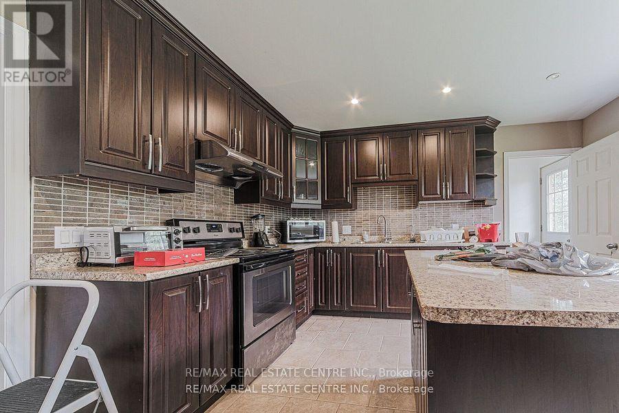 3024 Countryside Drive Property Photo 15