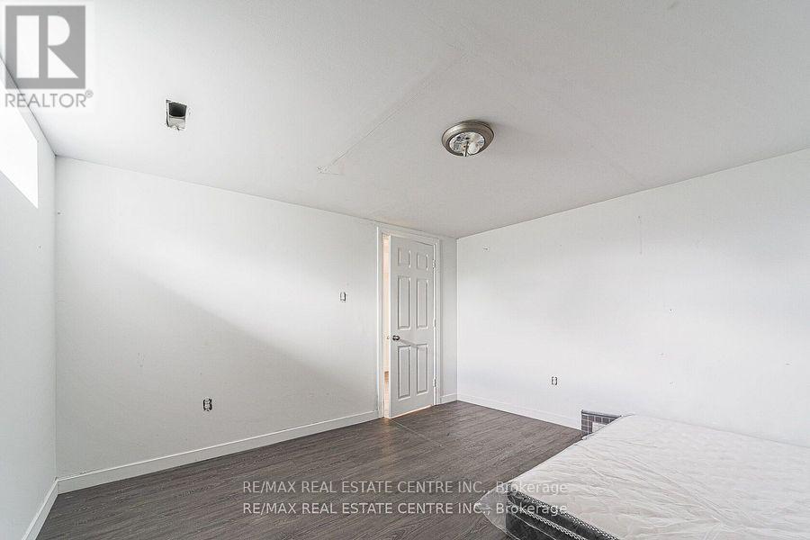 3024 Countryside Drive Property Photo 23