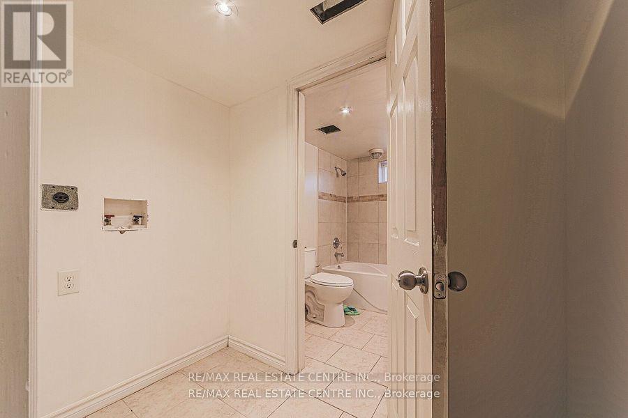 3024 Countryside Drive Property Photo 26