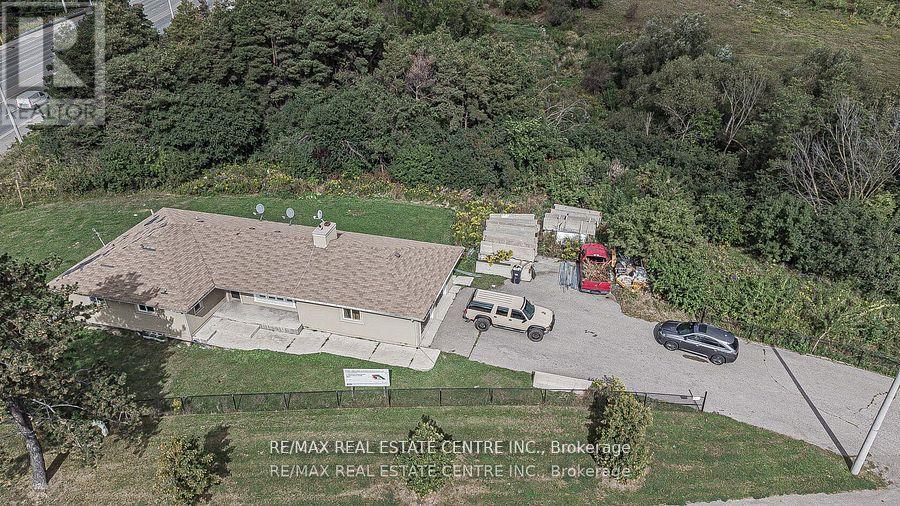 3024 Countryside Drive Property Photo 6