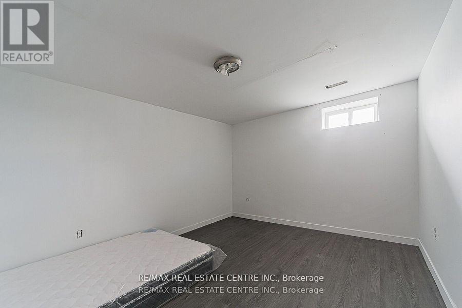 3024 Countryside Drive Property Photo 24