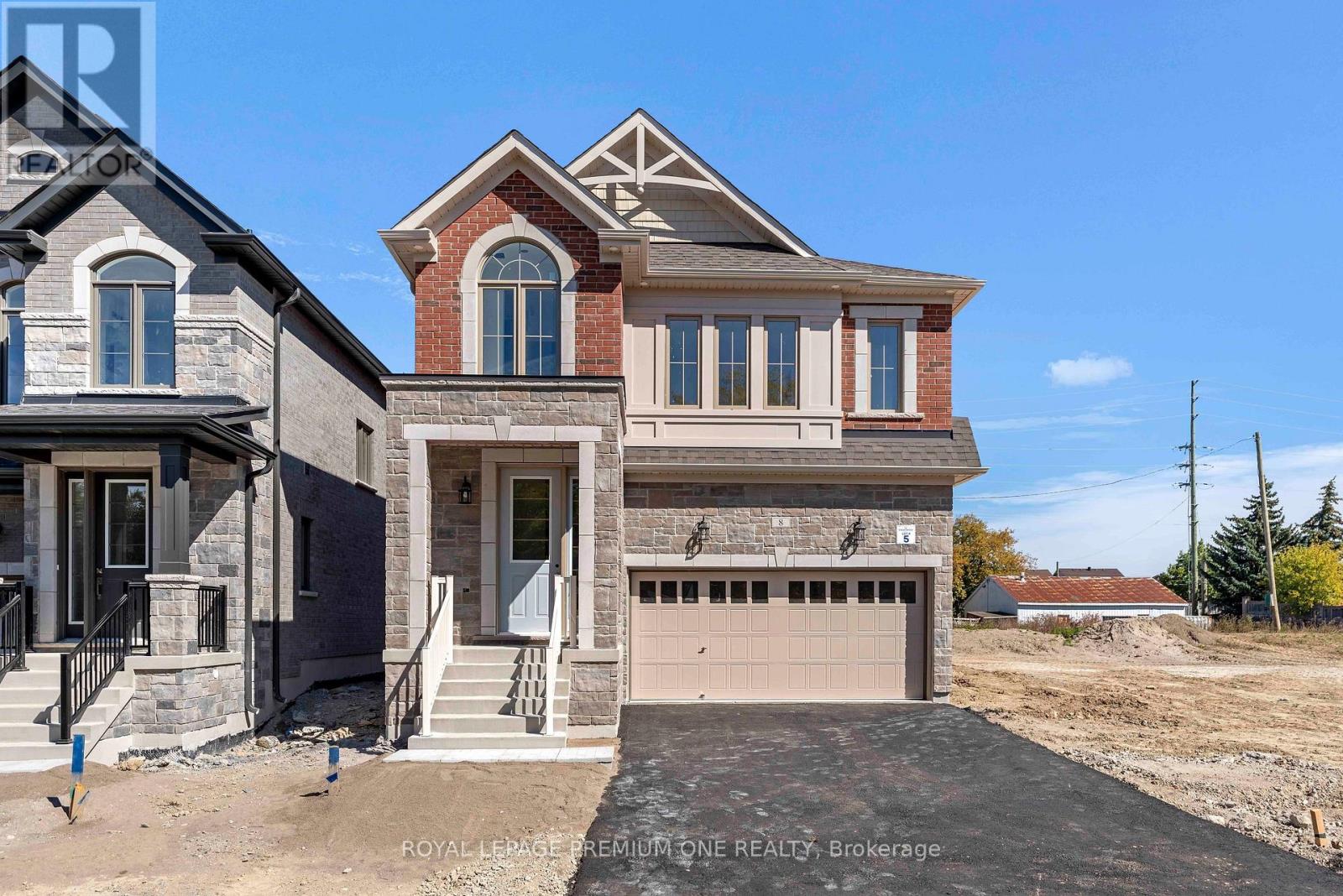 8 Jack Kenny Court Property Photo 1