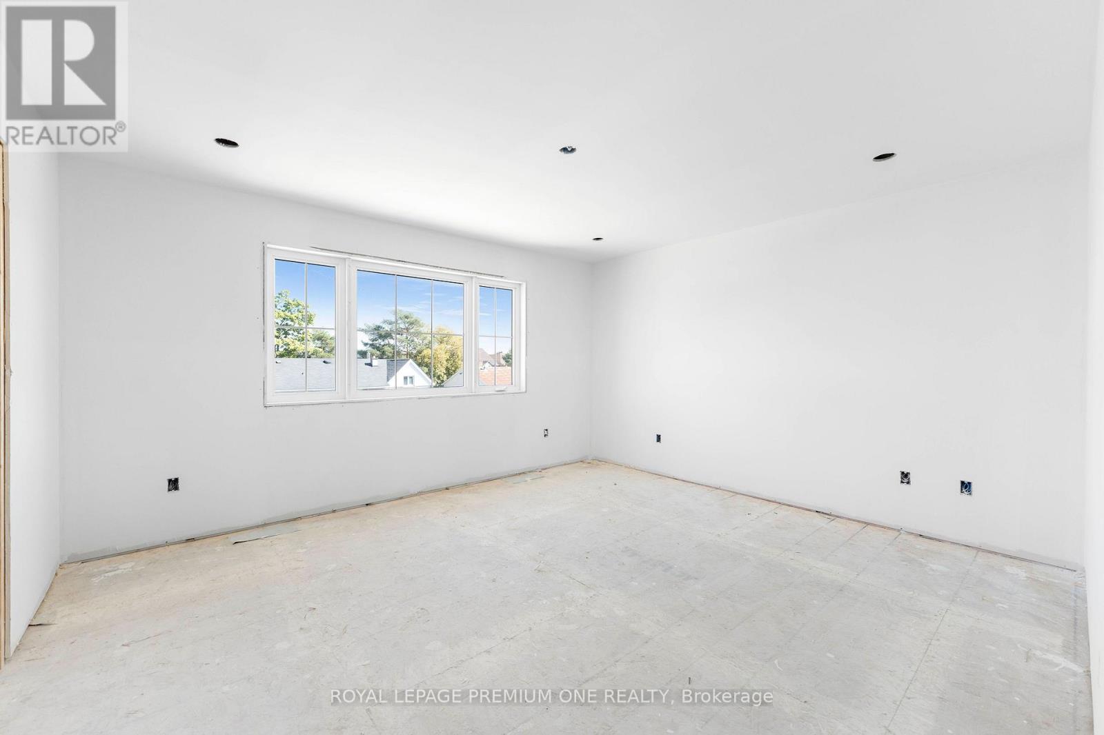 8 Jack Kenny Court Property Photo 21