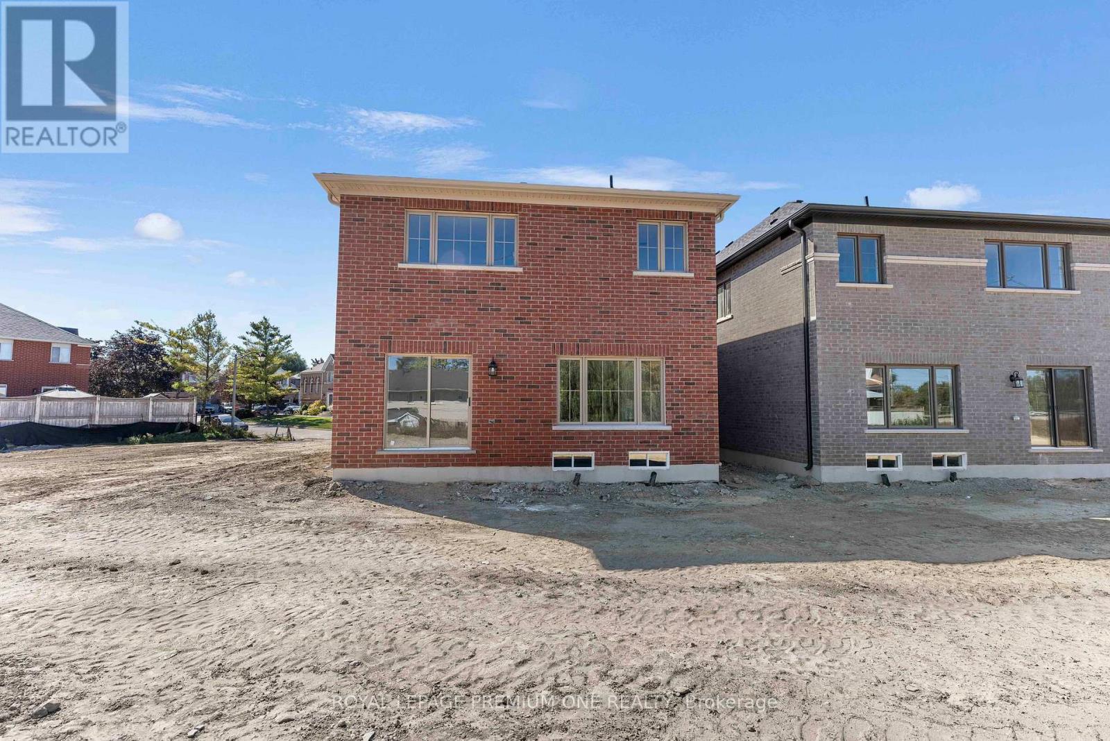 8 Jack Kenny Court Property Photo 42
