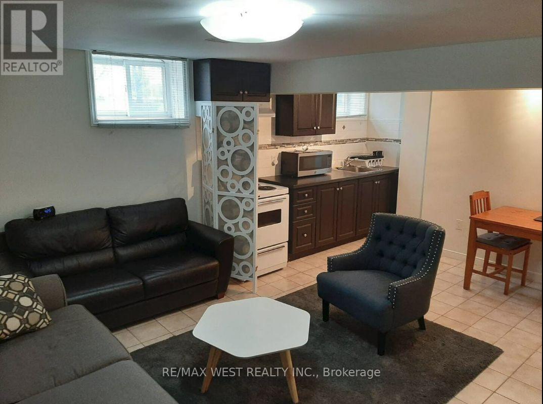 B2 - 34 Penhurst Avenue Property Photo 11