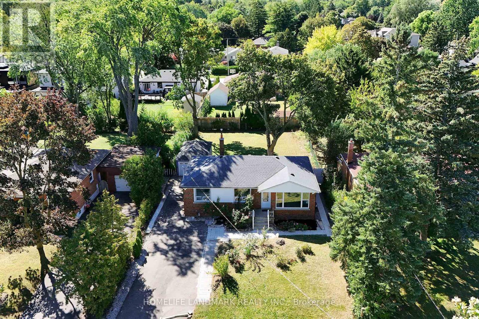 236 Southview Road Property Photo 2