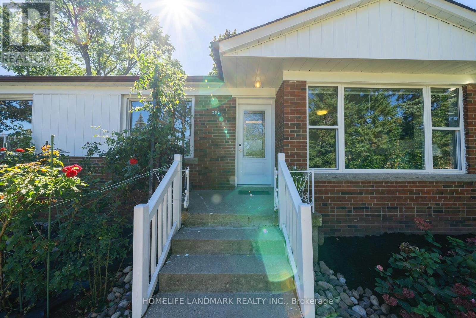 236 Southview Road Property Photo 10