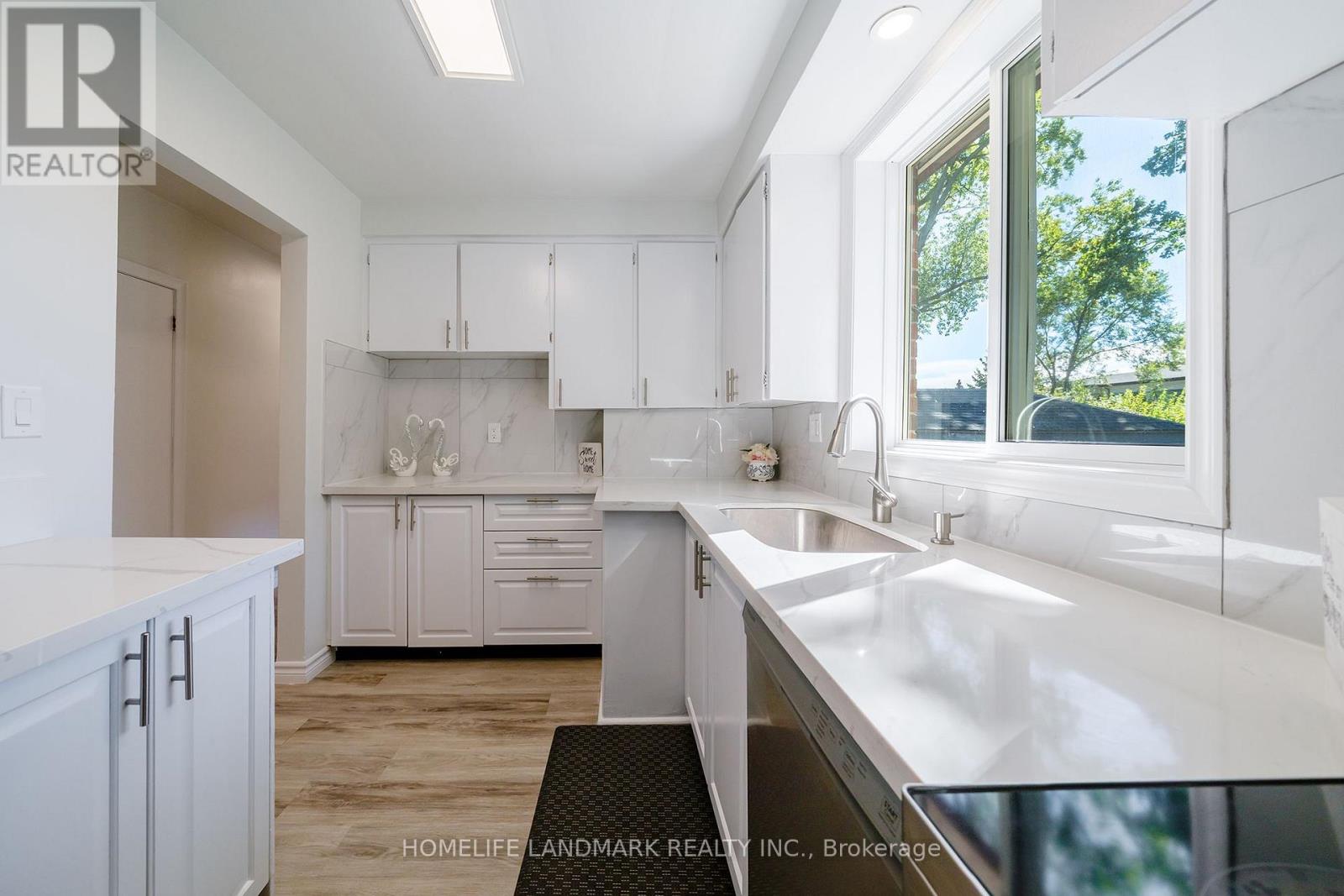 236 Southview Road Property Photo 16