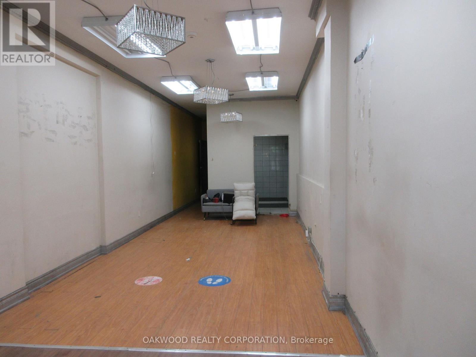 1476 Eglinton Avenue Property Photo 4