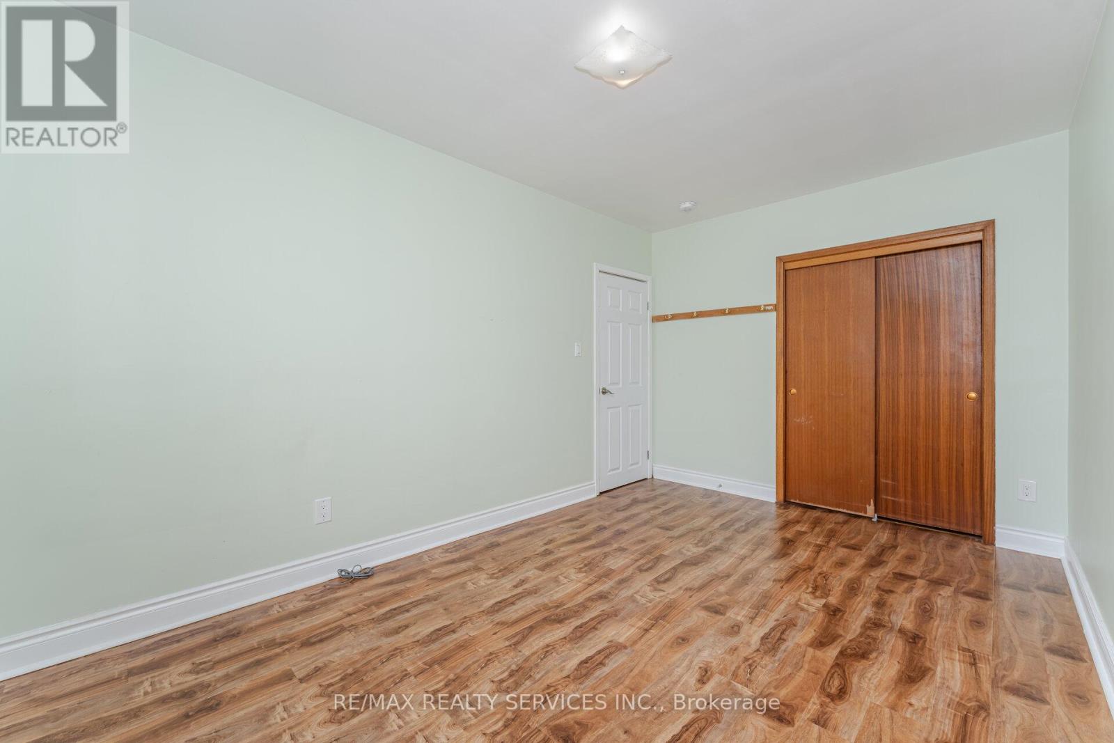 61 Avondale Boulevard Property Photo 16