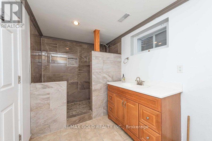 28 Devonshire Drive Property Photo 4
