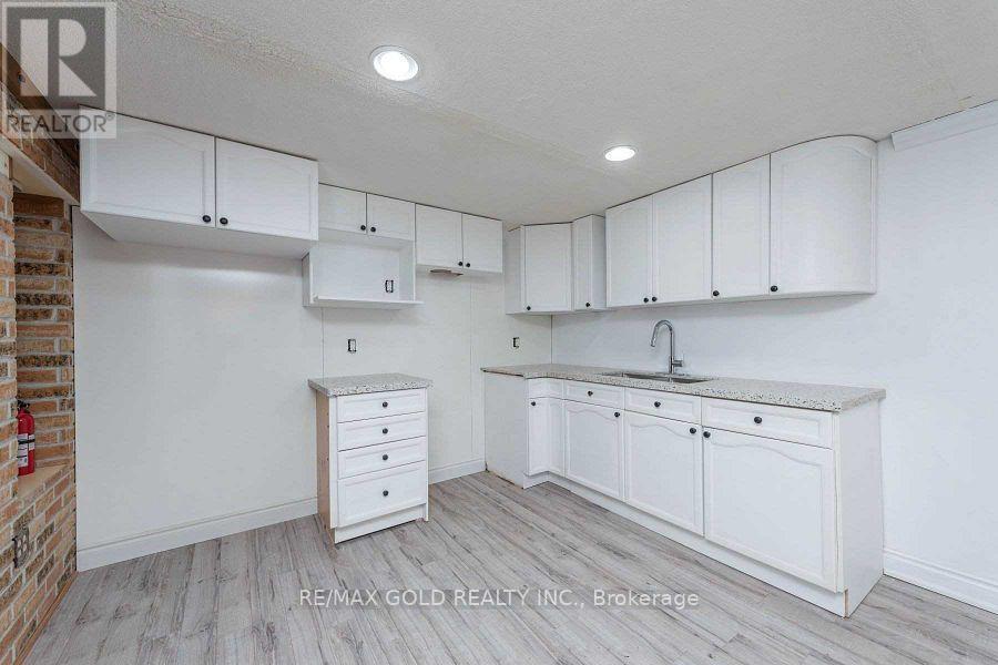28 Devonshire Drive Property Photo 6