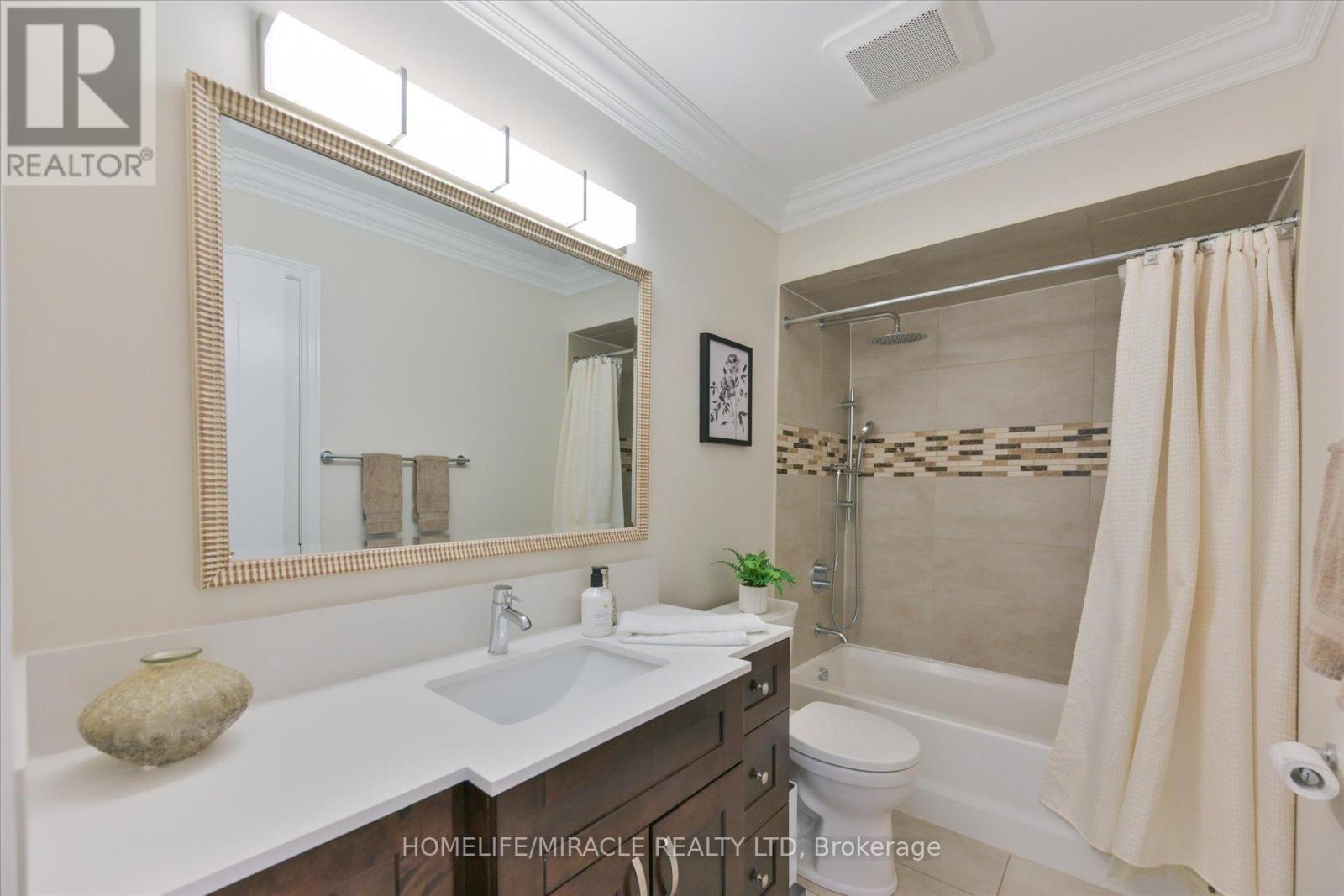 2479 Rathlin Court Property Photo 36
