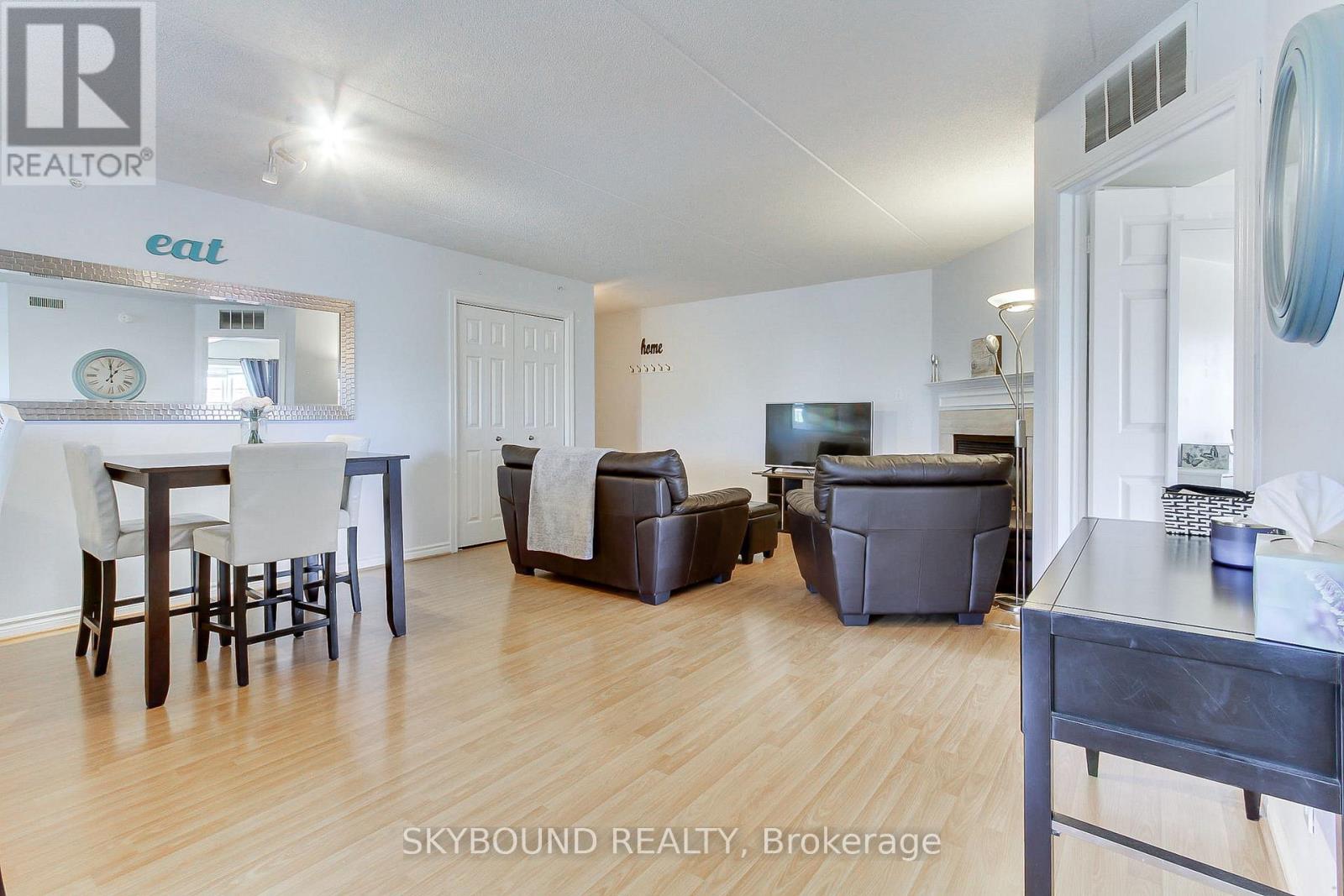 302 - 4003 Kilmer Drive Property Photo 8