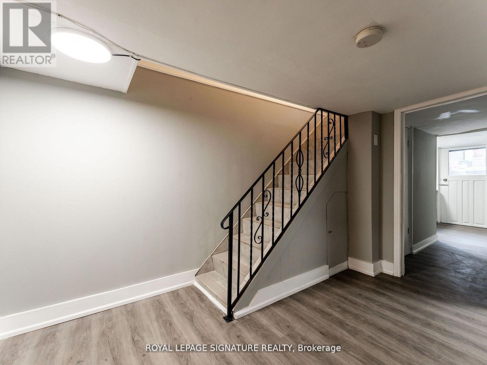 1070 Shaw Street Property Photo 11