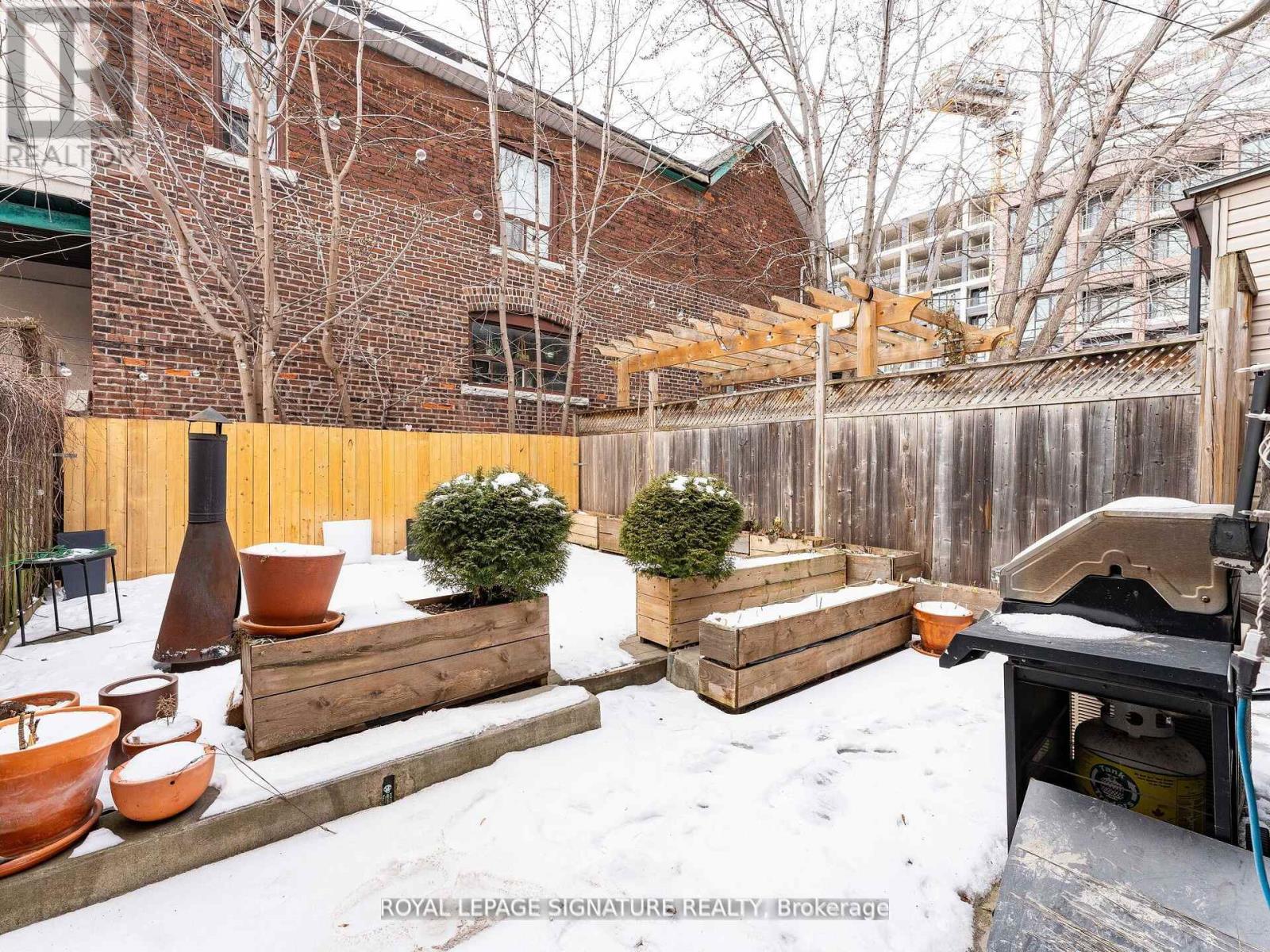 1070 Shaw Street Property Photo 22
