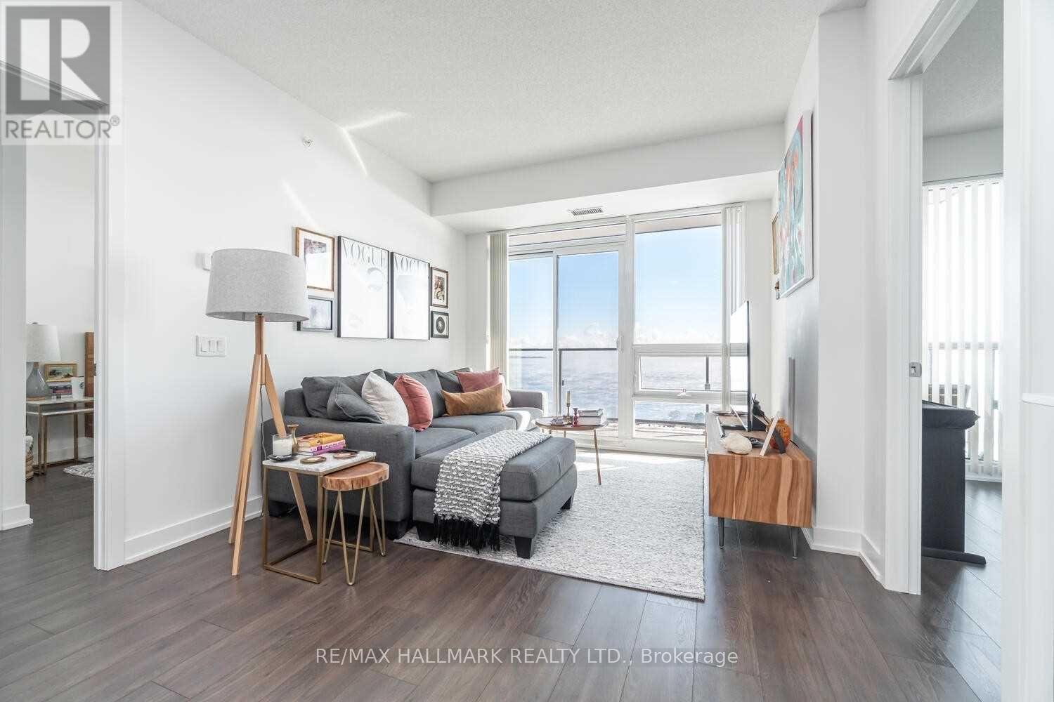 3602 - 2212 Lake Shore Boulevard Property Photo 2