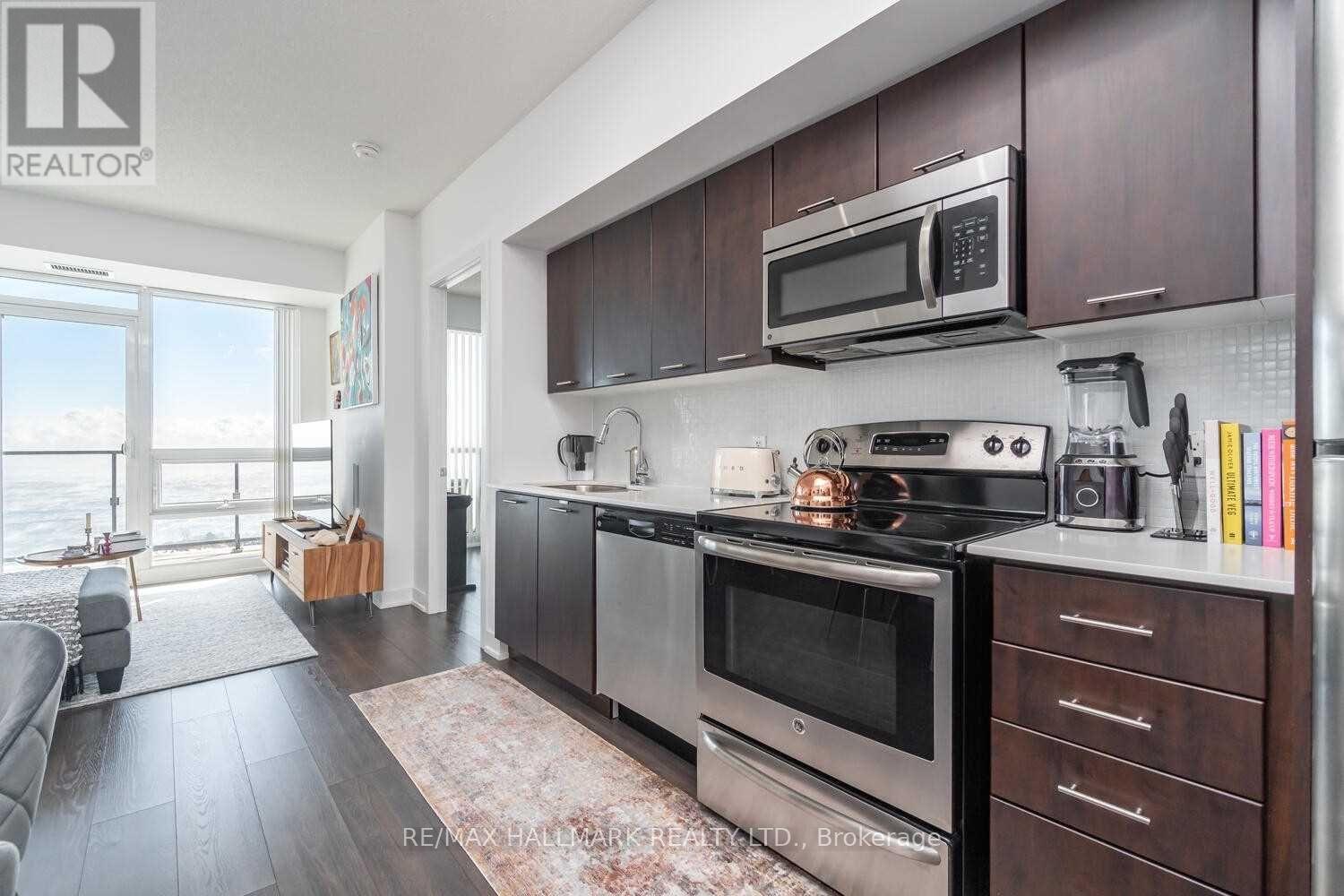 3602 - 2212 Lake Shore Boulevard Property Photo 3