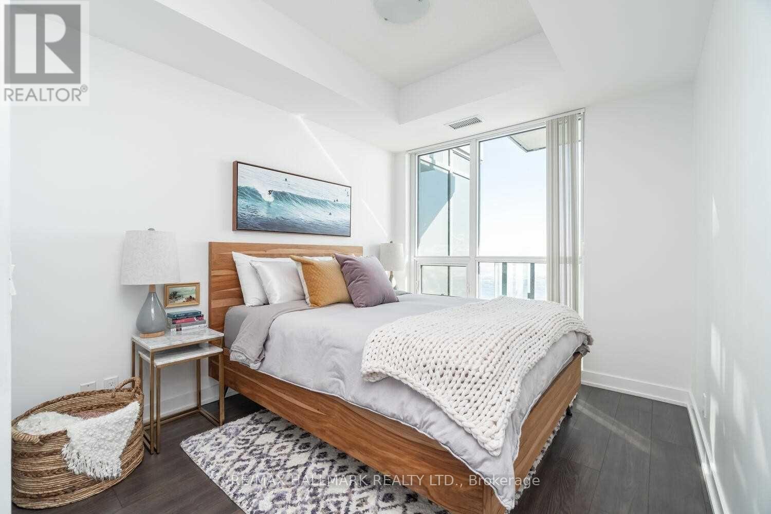3602 - 2212 Lake Shore Boulevard Property Photo 6