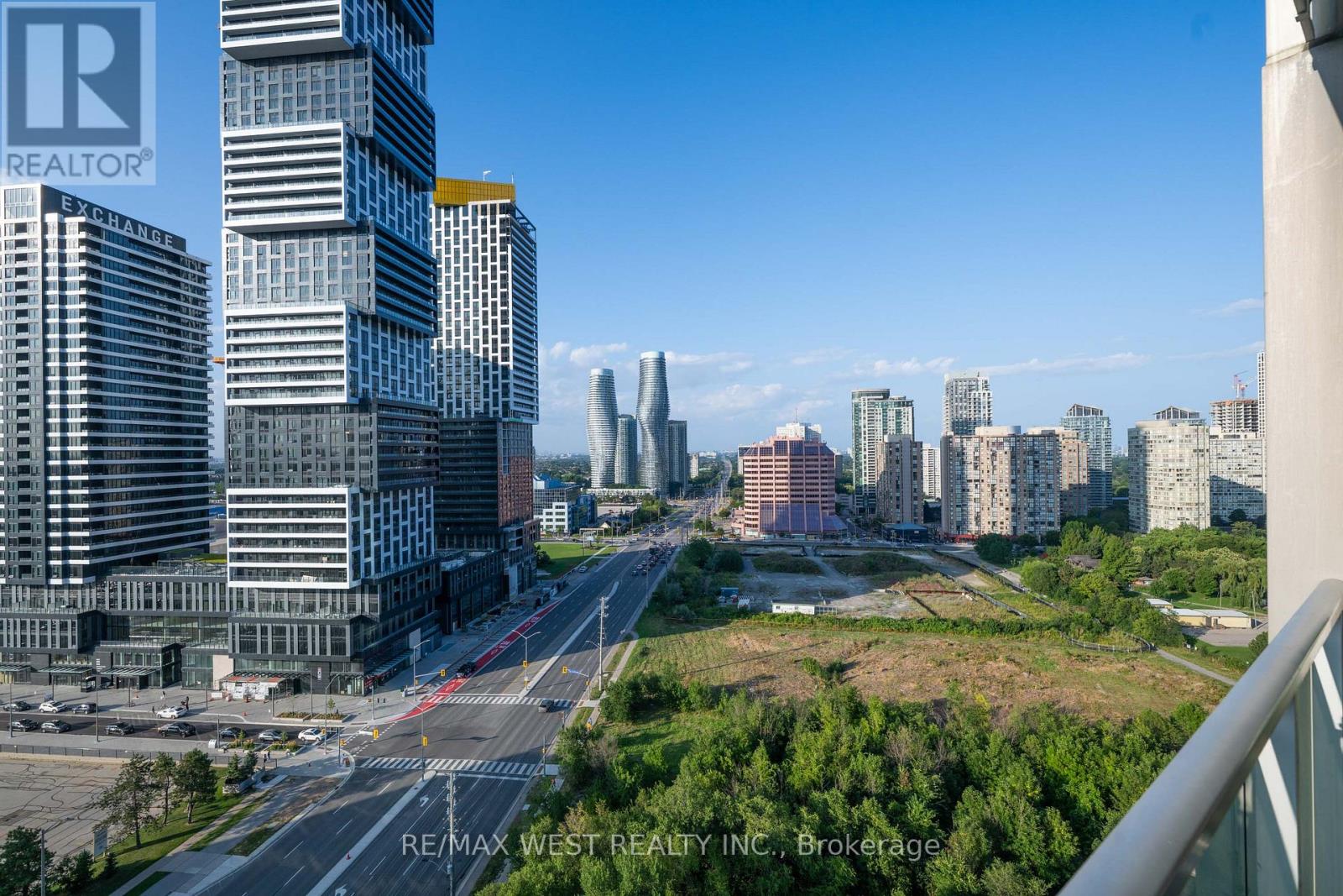 1710 - 220 Burnhamthorpe Road W Property Photo 39