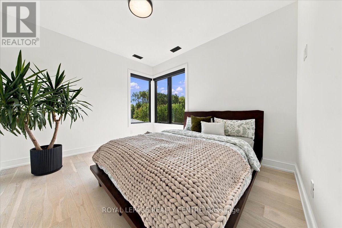 116 Elmcrest Road Property Photo 25
