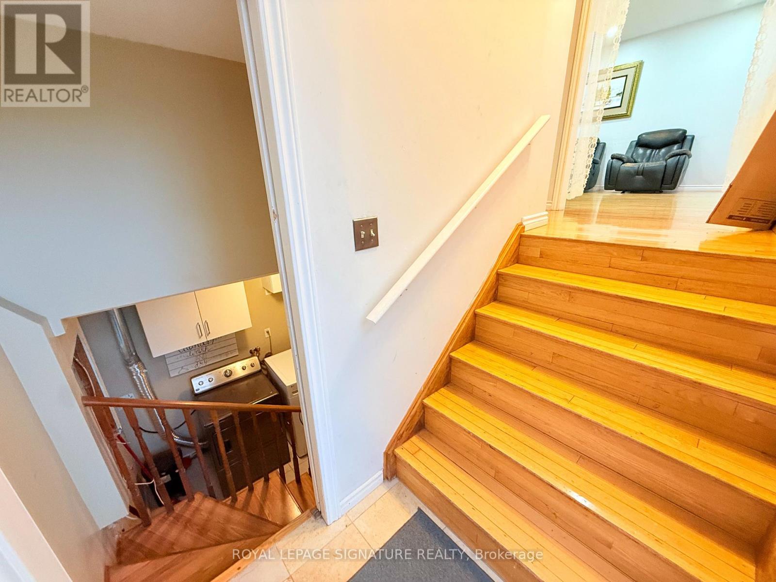 32 Madison Street Property Photo 6